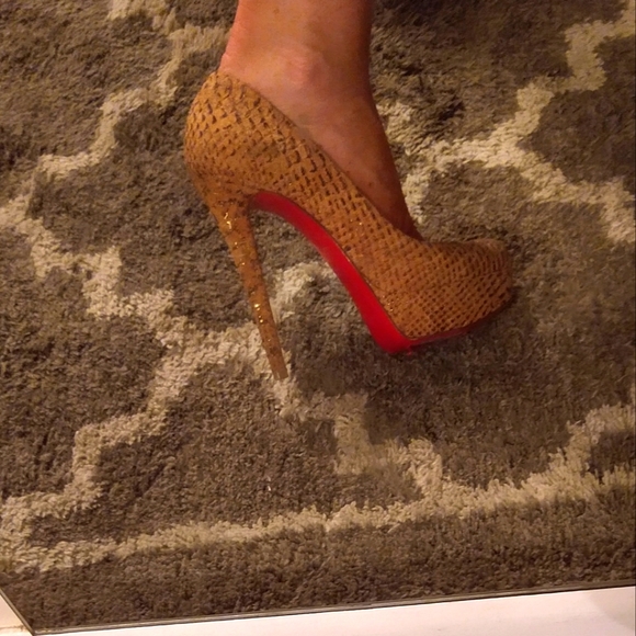 Louboutin Heels - Picture 1 of 8